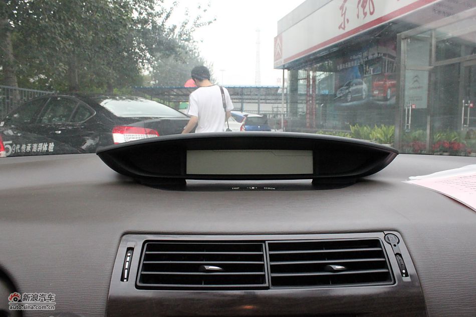 世嘉两厢内饰及内部细节