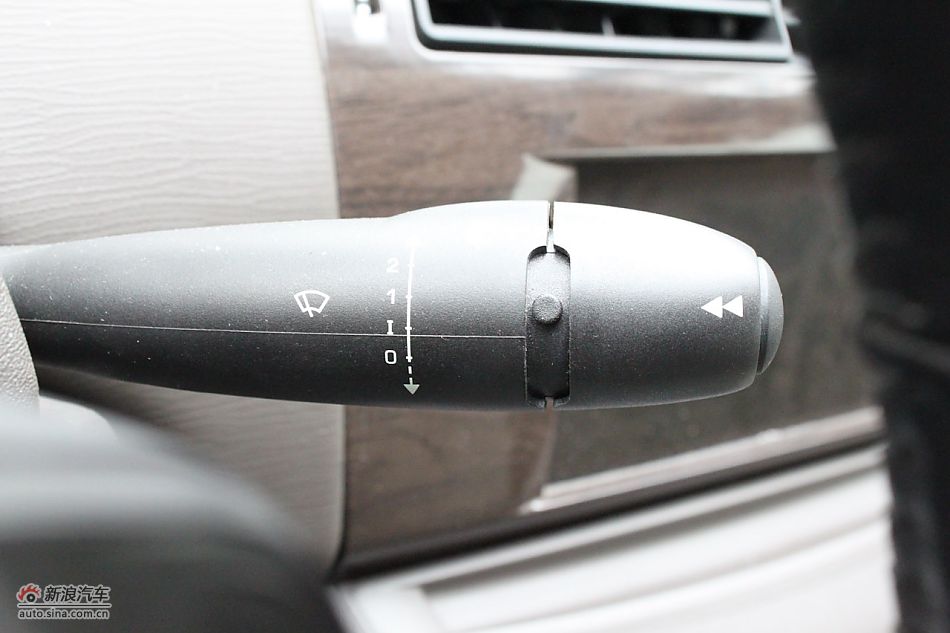 世嘉两厢内饰及内部细节