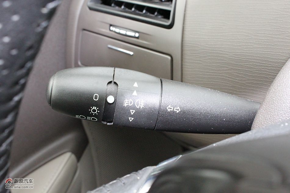 世嘉两厢内饰及内部细节