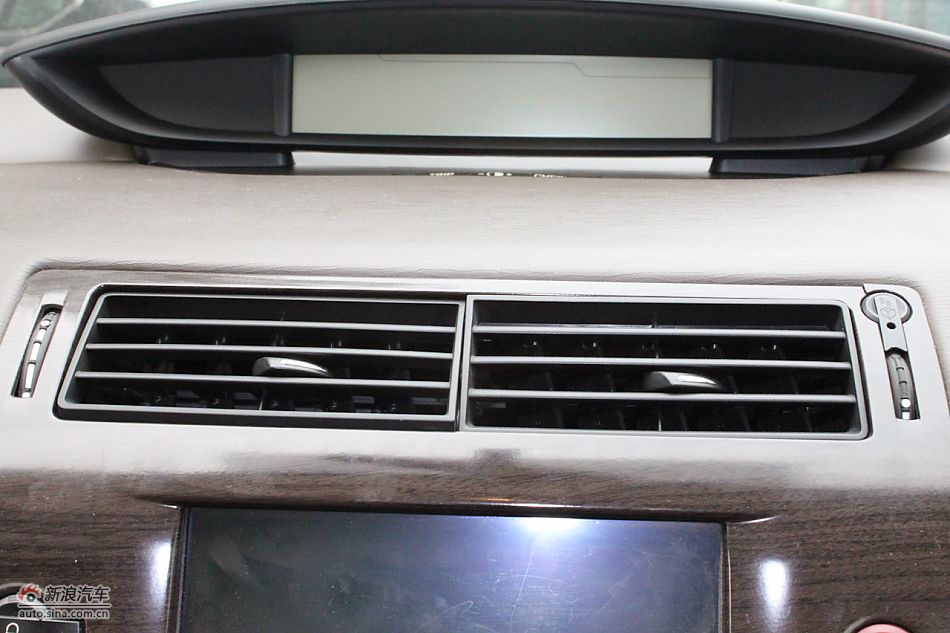 世嘉两厢内饰及内部细节