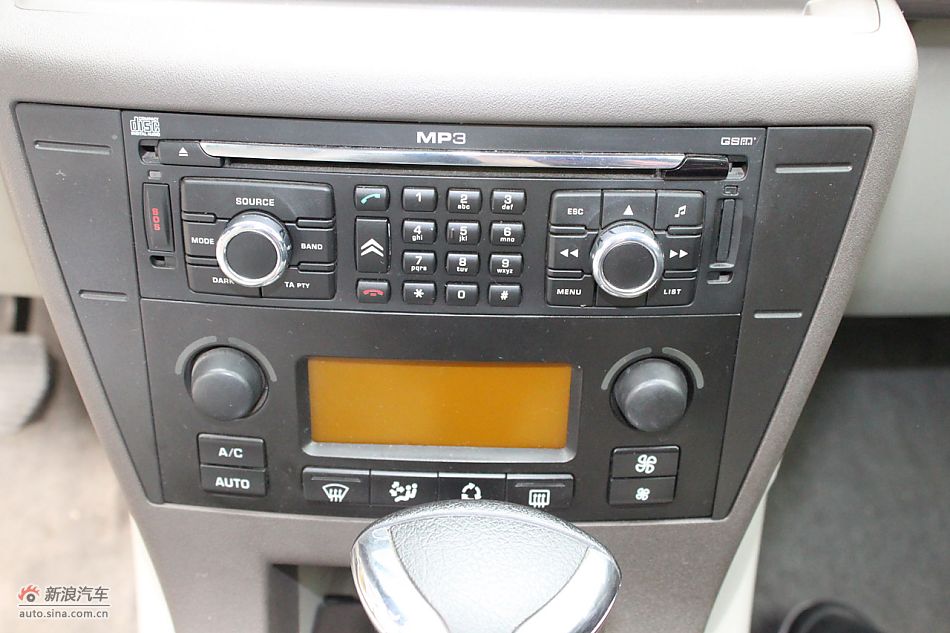 世嘉两厢内饰及内部细节