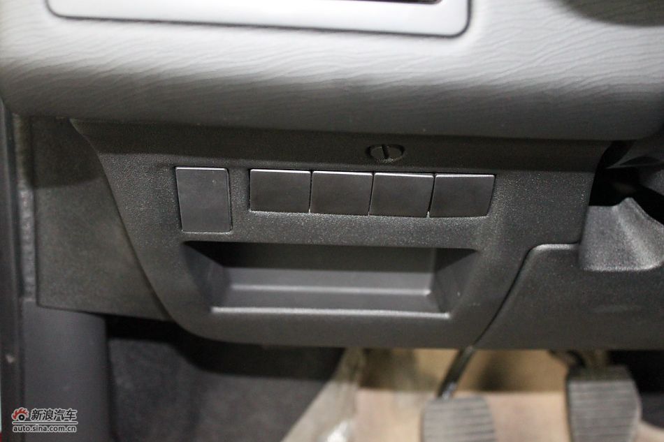 世嘉两厢内饰及内部细节