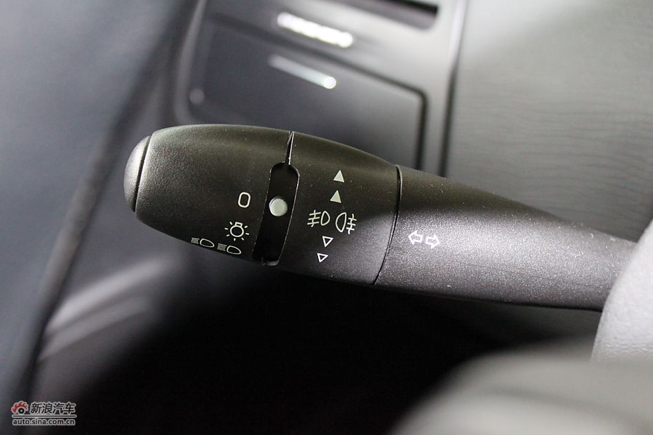 世嘉两厢内饰及内部细节