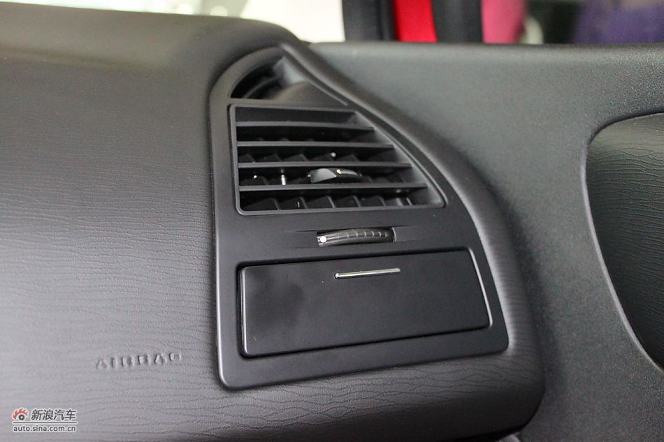 世嘉两厢内饰及内部细节