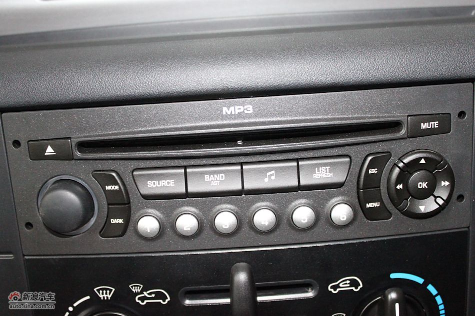 世嘉两厢内饰及内部细节