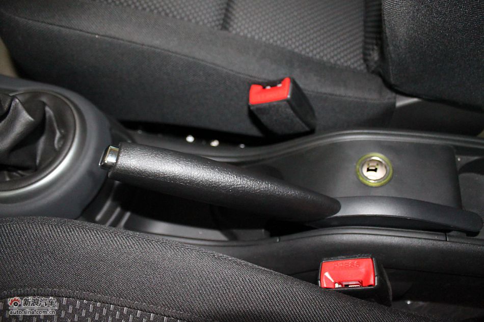 世嘉两厢内饰及内部细节