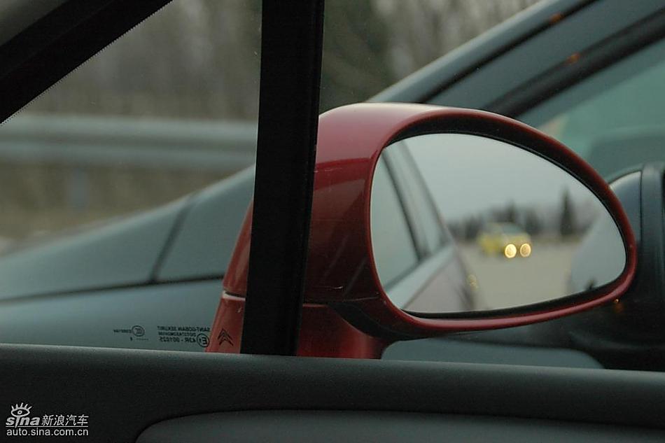 东风雪铁龙世嘉实拍图内饰