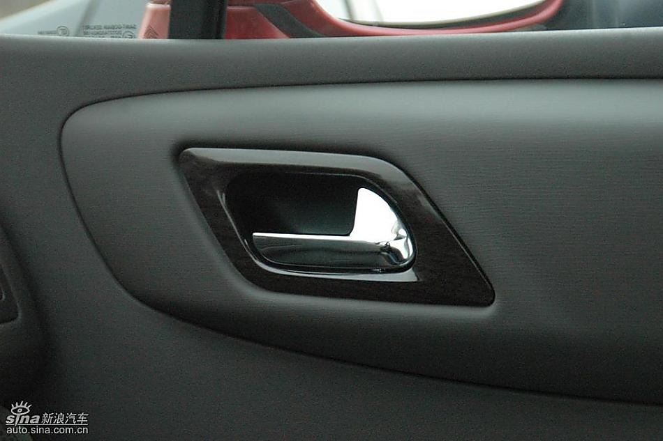东风雪铁龙世嘉实拍图内饰