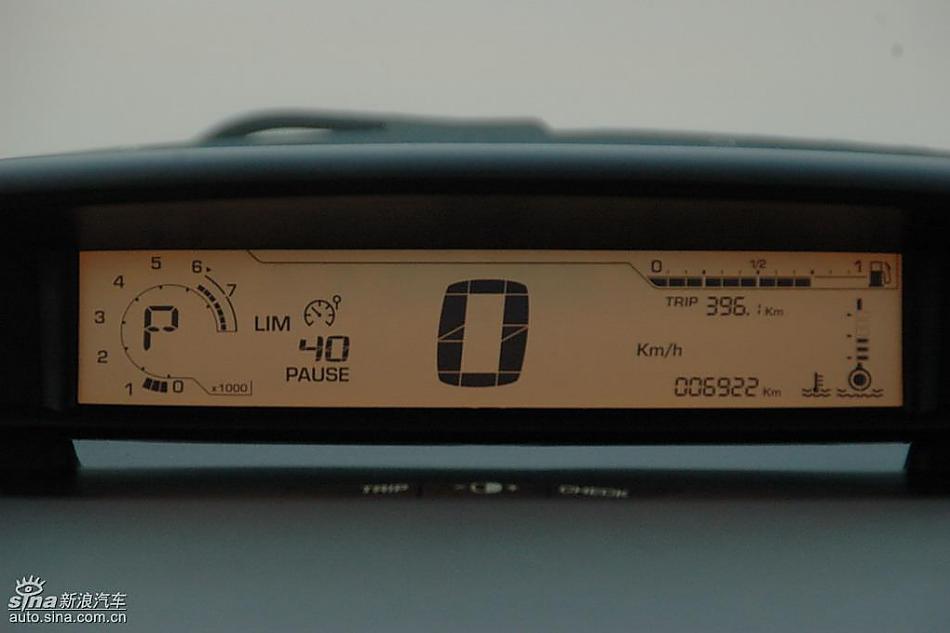 东风雪铁龙世嘉实拍图内饰
