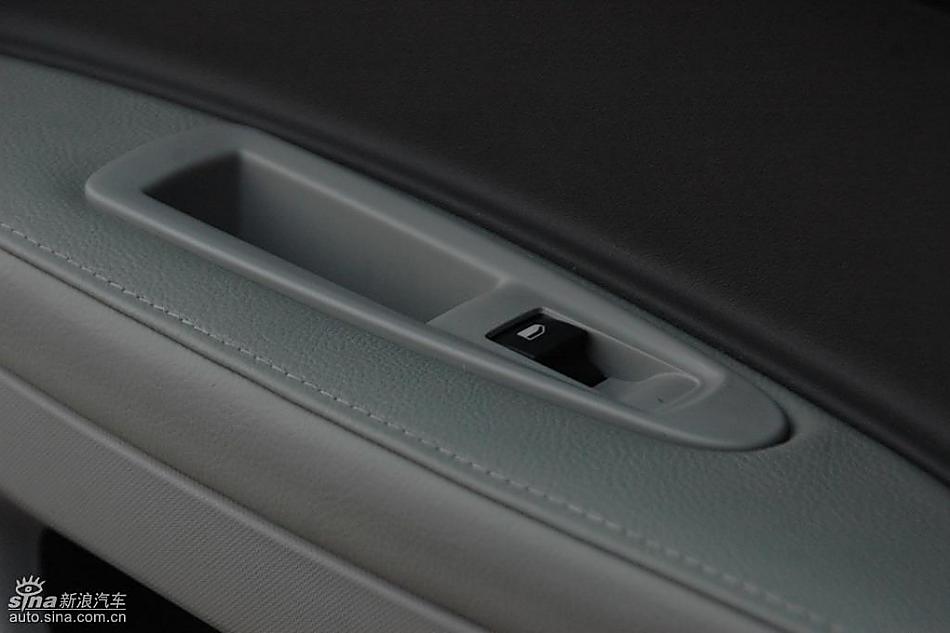 东风雪铁龙世嘉实拍图内饰