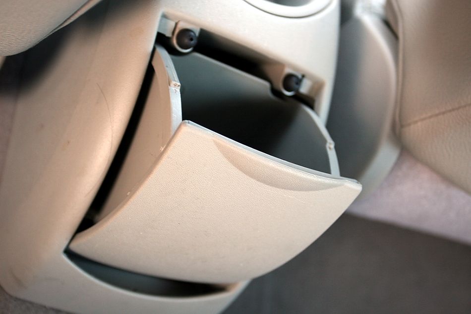 东风雪铁龙世嘉内饰图片