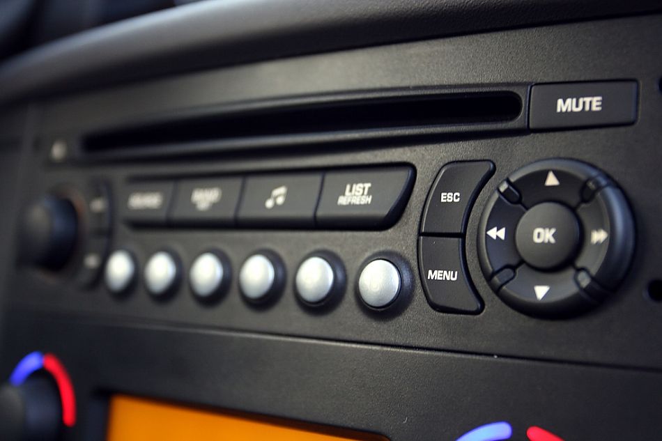 东风雪铁龙世嘉内饰图片