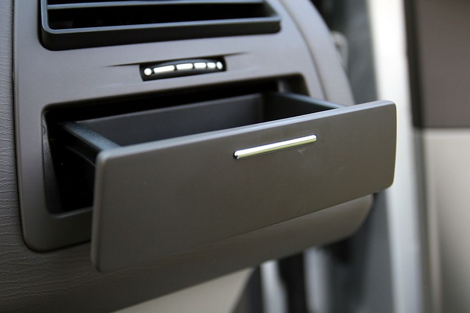 东风雪铁龙世嘉内饰图片