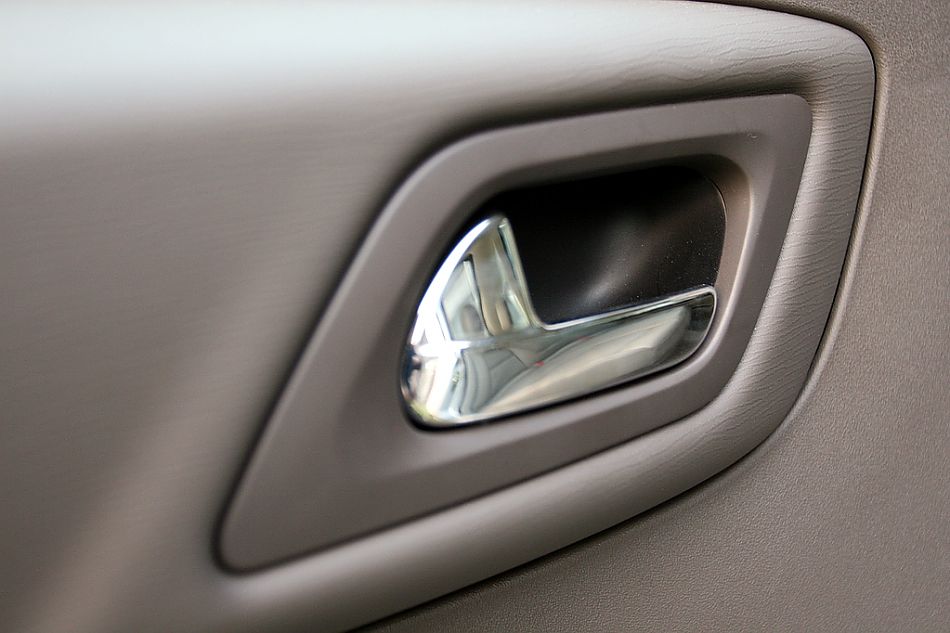 东风雪铁龙世嘉内饰图片