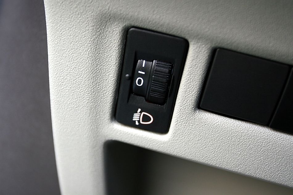 东风雪铁龙世嘉内饰图片