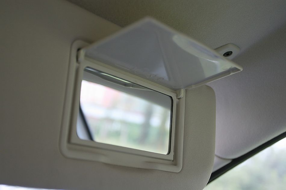 东风雪铁龙世嘉内饰图片