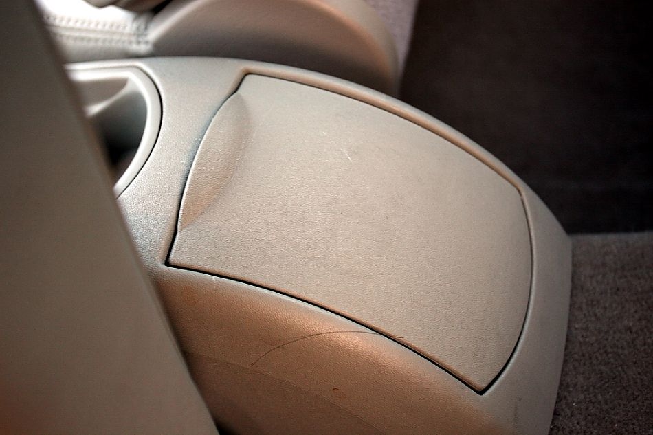 东风雪铁龙世嘉内饰图片