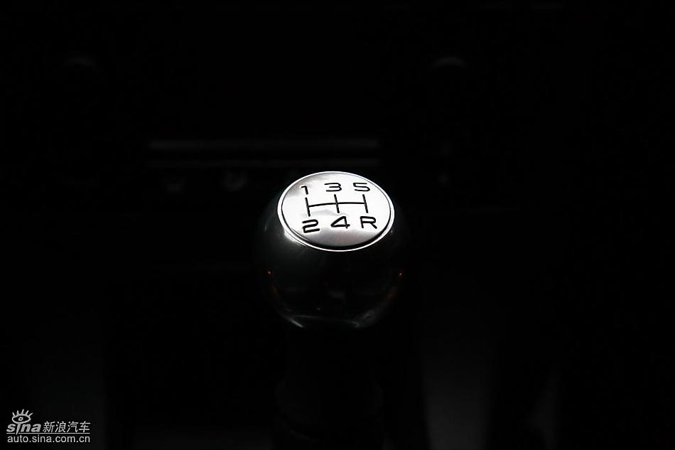 世嘉VTS内饰实拍图