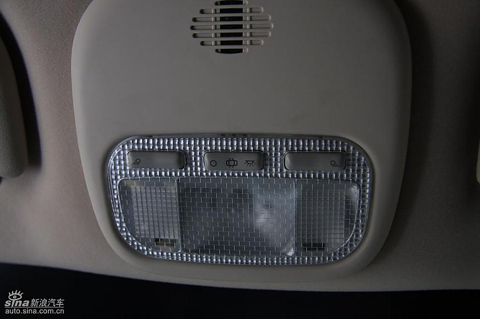 世嘉VTS内饰实拍图