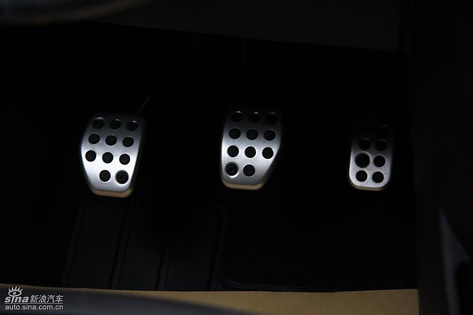 世嘉VTS内饰实拍图