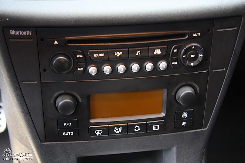 世嘉VTS内饰实拍图