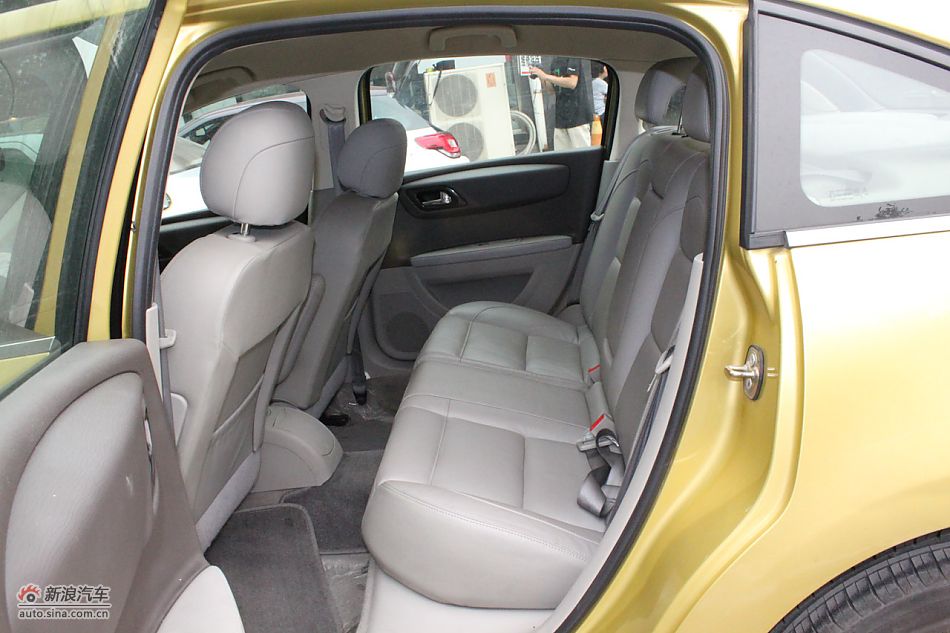 世嘉两厢内饰及内部细节