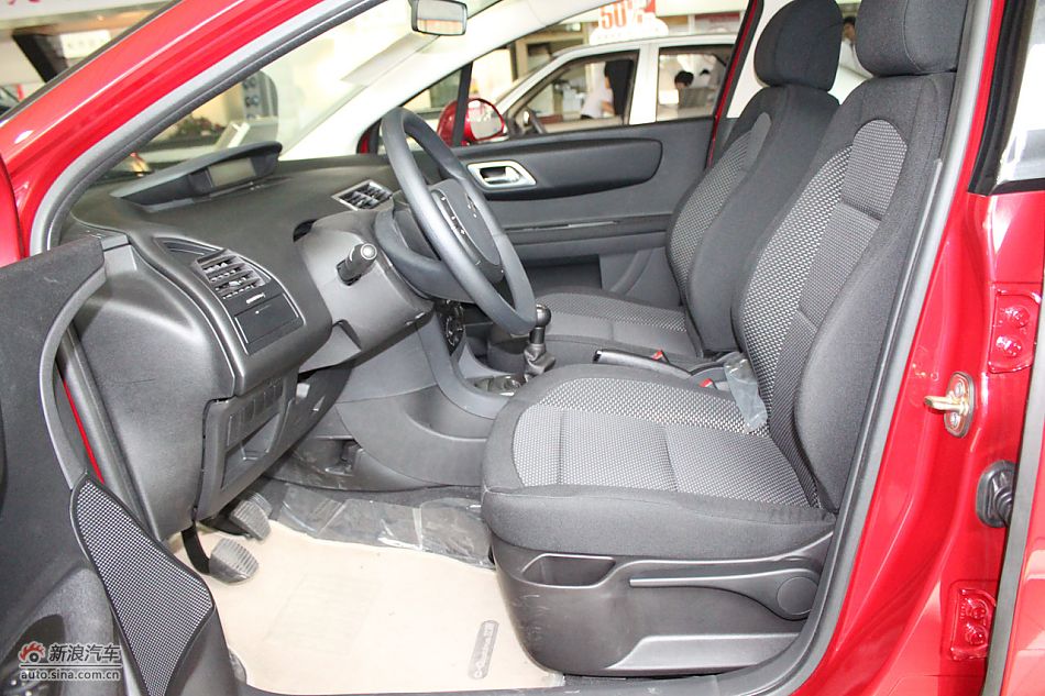 世嘉两厢内饰及内部细节