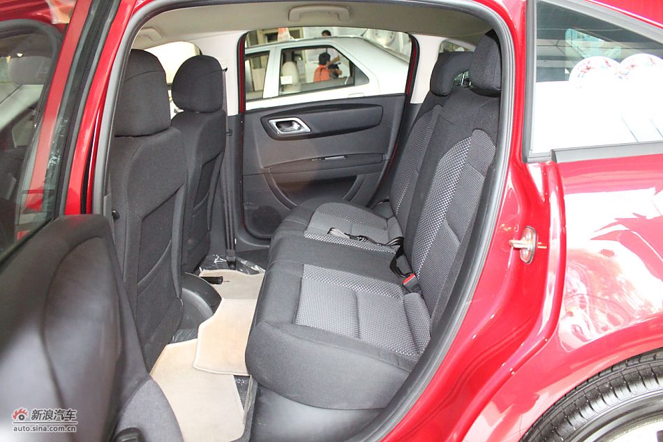 世嘉两厢内饰及内部细节