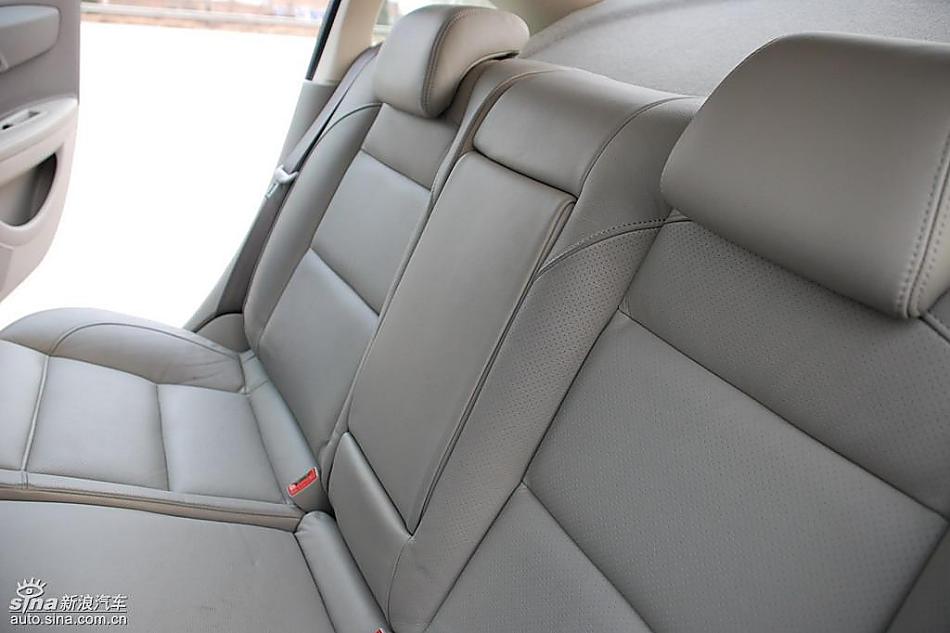 东风雪铁龙世嘉内饰实拍图