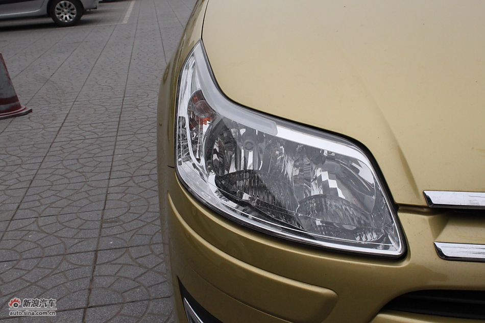 世嘉两厢外观及外部细节