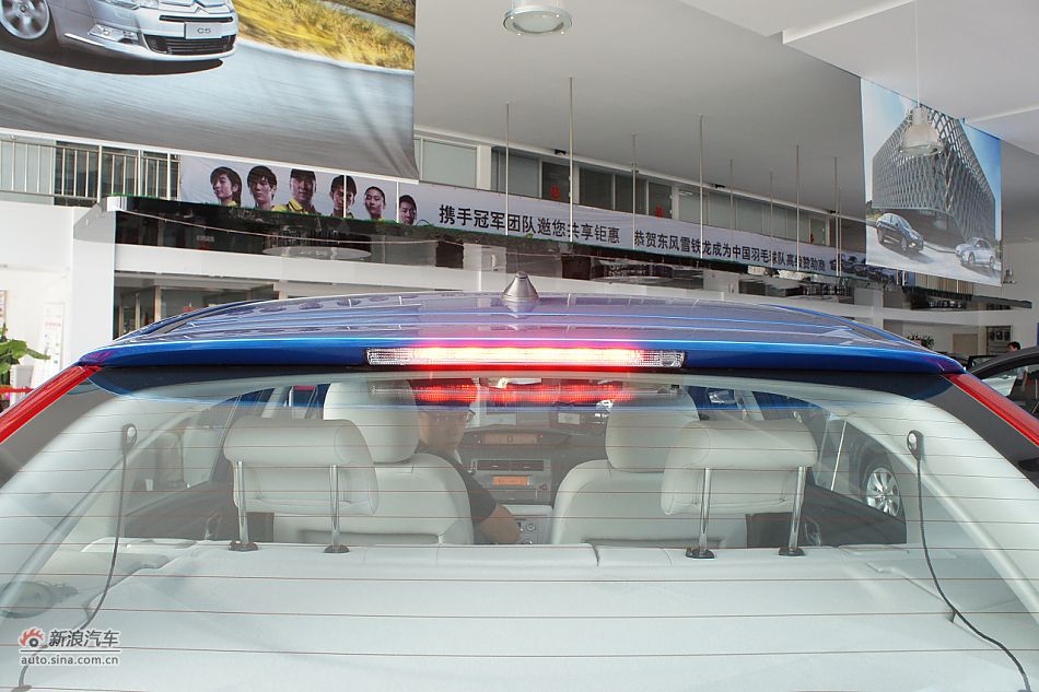 2011款世嘉两厢外观图片