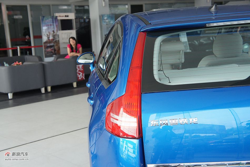 2011款世嘉两厢外观图片