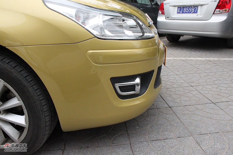 世嘉两厢外观及外部细节