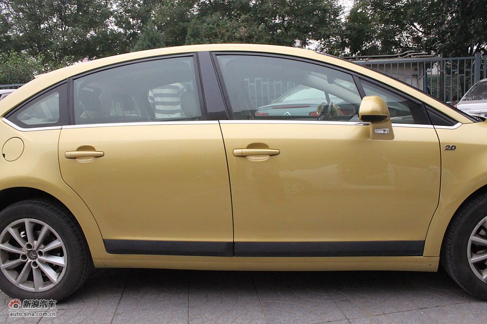 世嘉两厢外观及外部细节