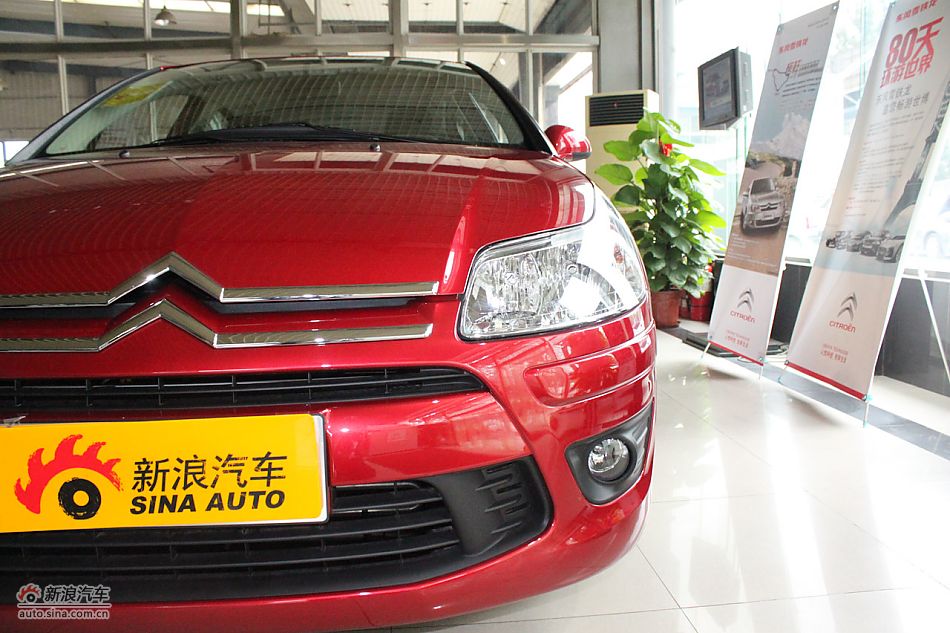 世嘉两厢外观及外部细节