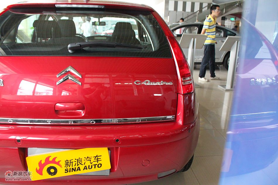 世嘉两厢外观及外部细节