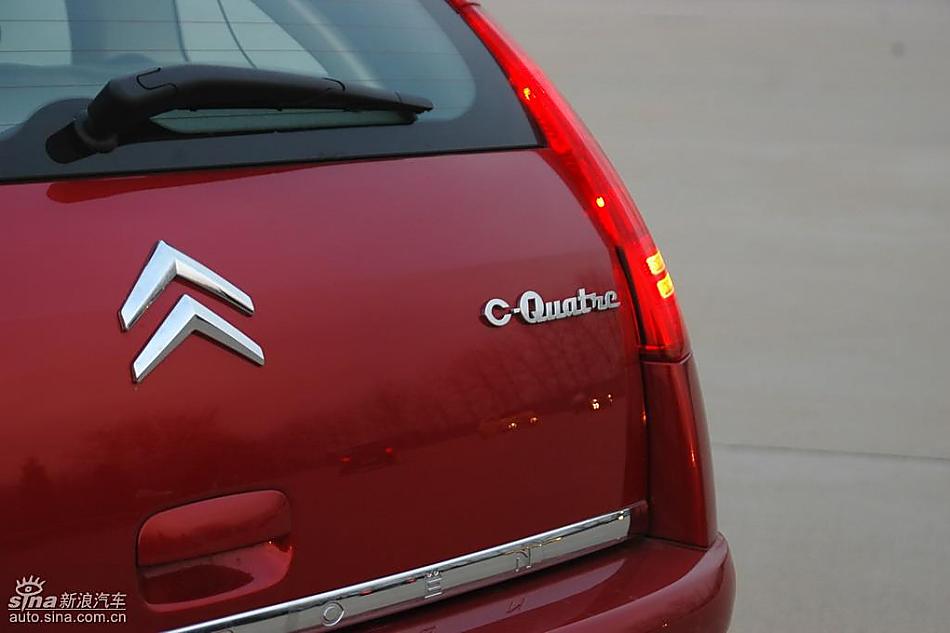 东风雪铁龙世嘉实拍图外观