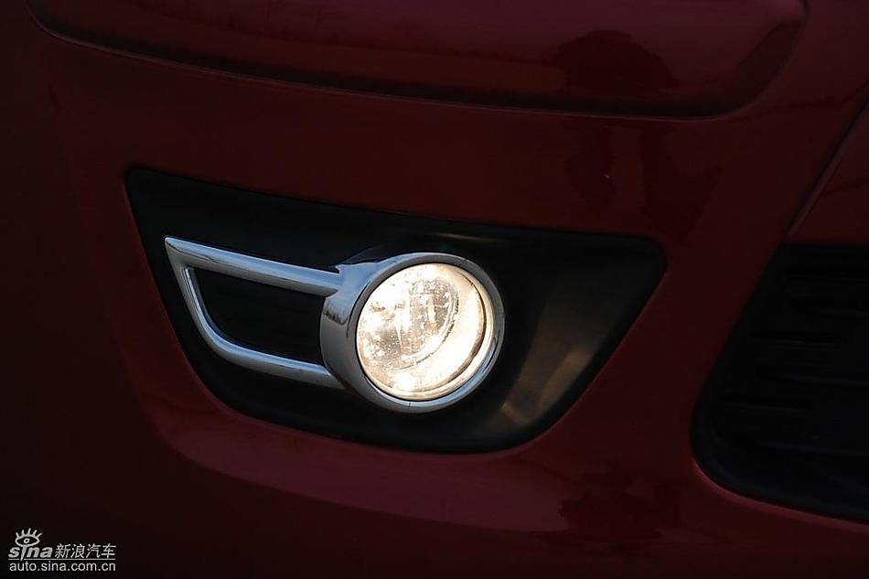 东风雪铁龙世嘉外观实拍图