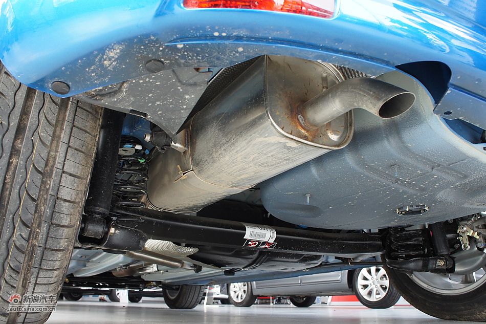 2011款世嘉两厢外观图片