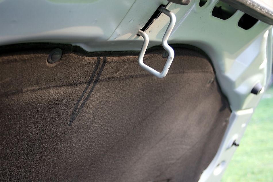 东风雪铁龙世嘉1.6引擎图片