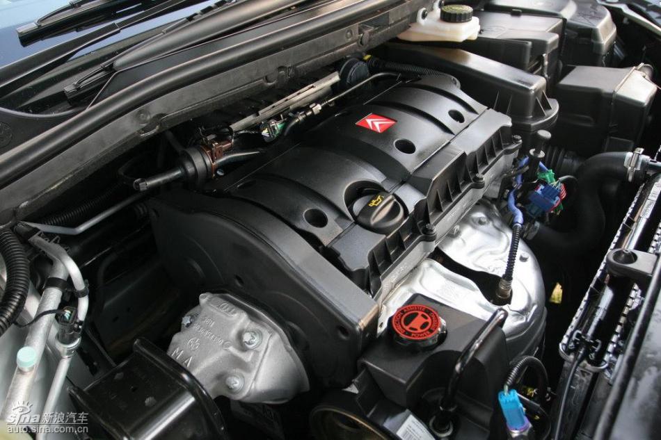 世嘉两款引擎、悬挂及细节