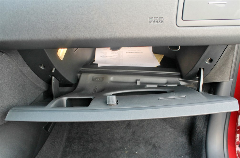 三厢 2012款 1.6L AT 品享型 外观 