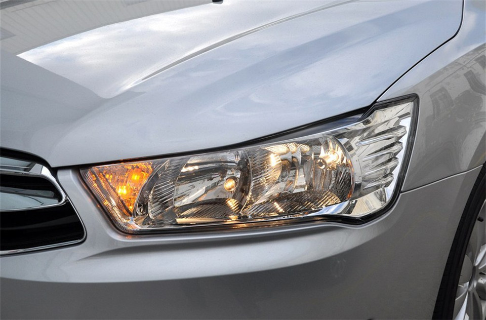 三厢 2012款 1.6L AT 品享型 外观 