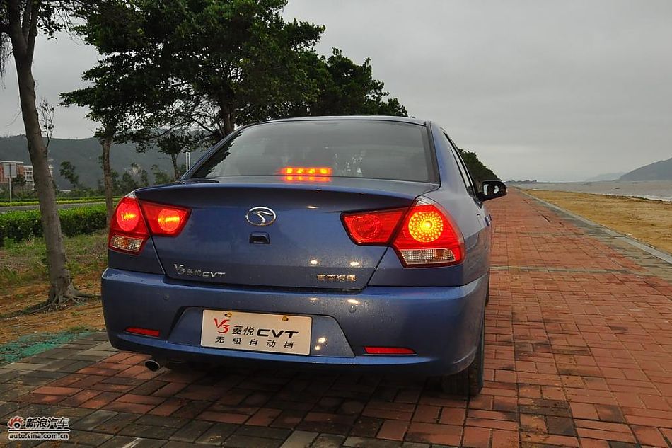 东南V3菱悦CVT版实拍图 