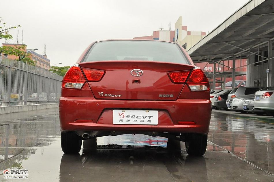 东南V3菱悦CVT版实拍图 