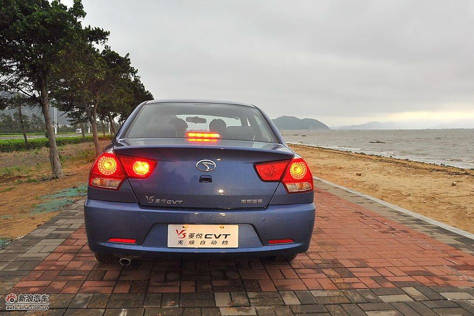 东南V3菱悦CVT版实拍图 