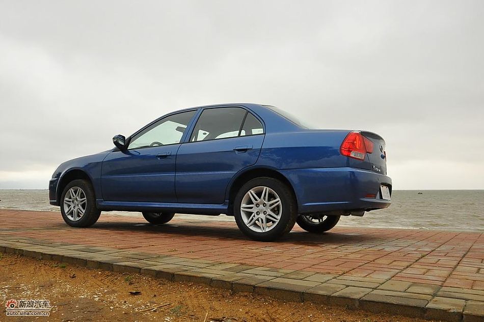 东南V3菱悦CVT版实拍图 