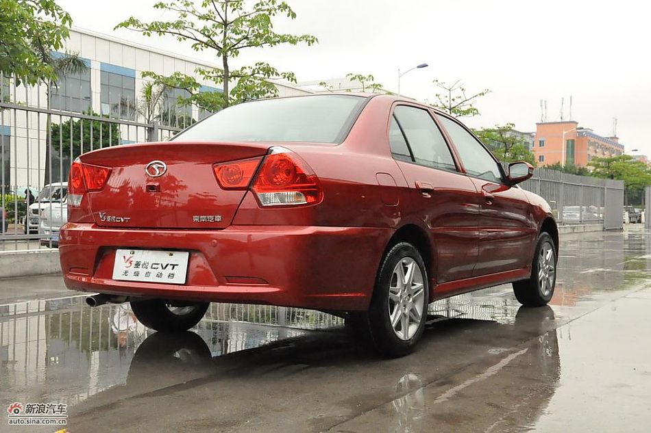东南V3菱悦CVT版实拍图 