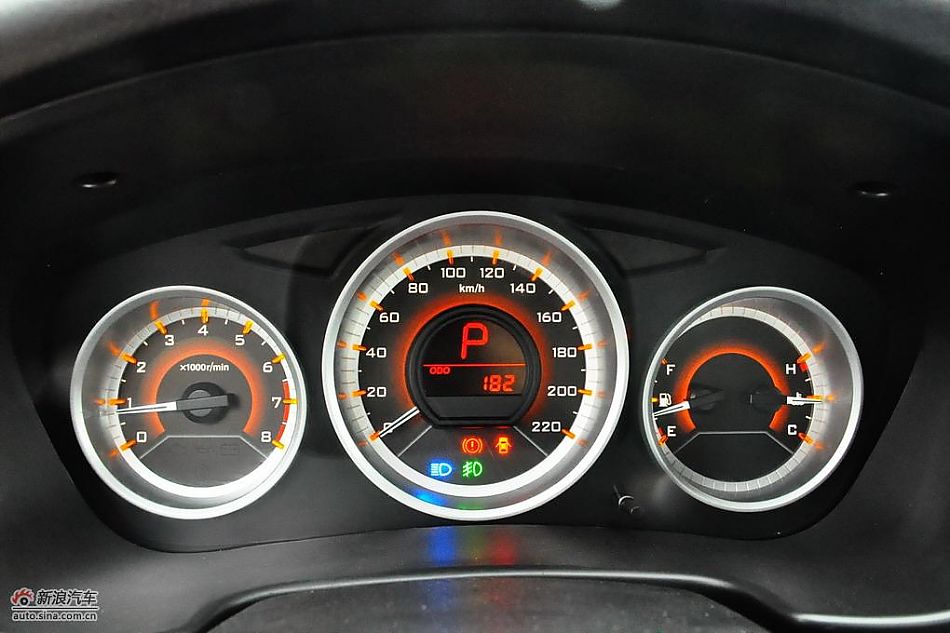 东南V3菱悦CVT版试车实拍图