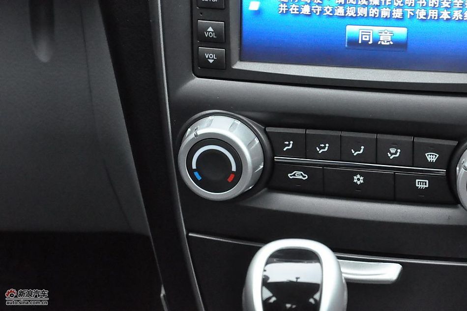 东南V3菱悦CVT版试车实拍图